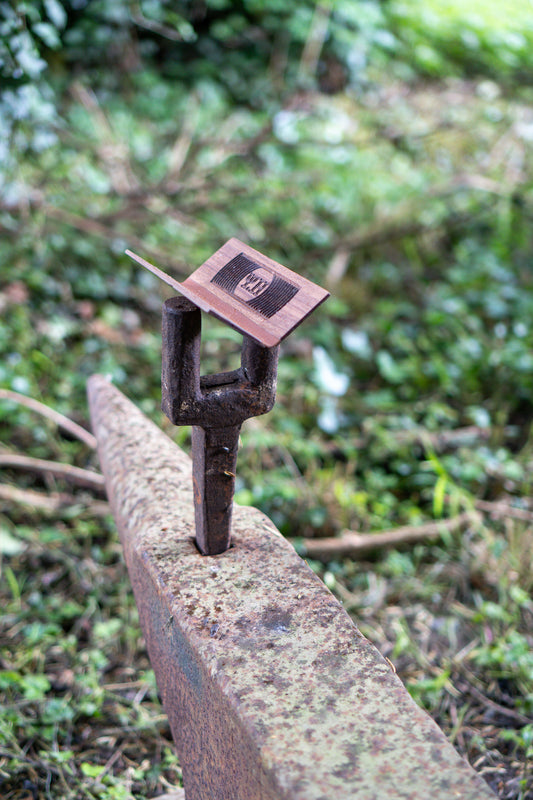 Individueller Holz Grinder – personalisierte RollMate mit Gravur / Logo - Innen Seite