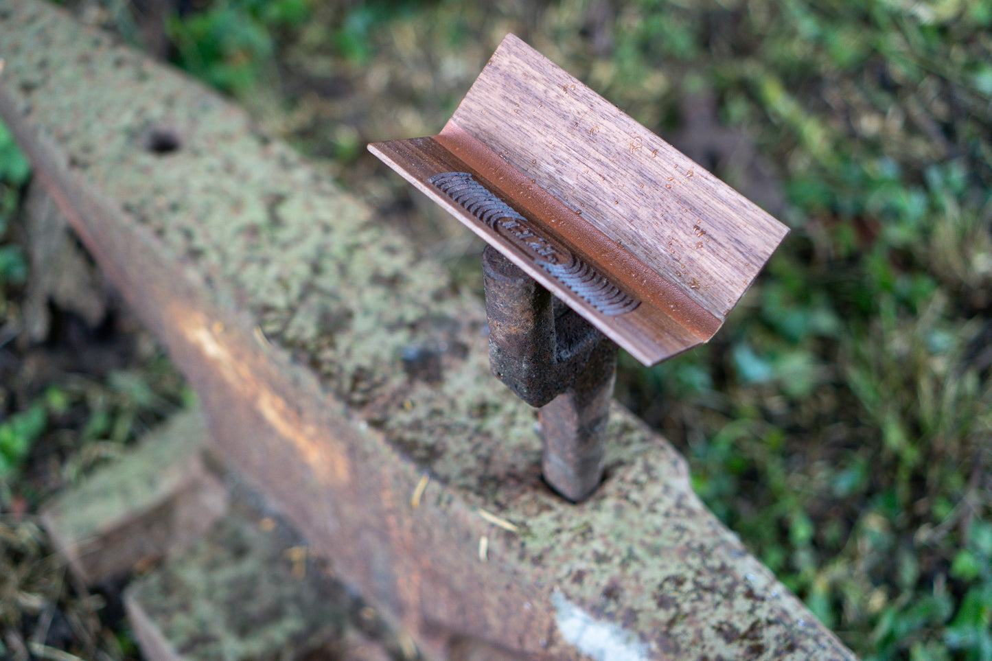 Individueller Holz Grinder – personalisierte RollMate mit Gravur / Logo - Innen Seite